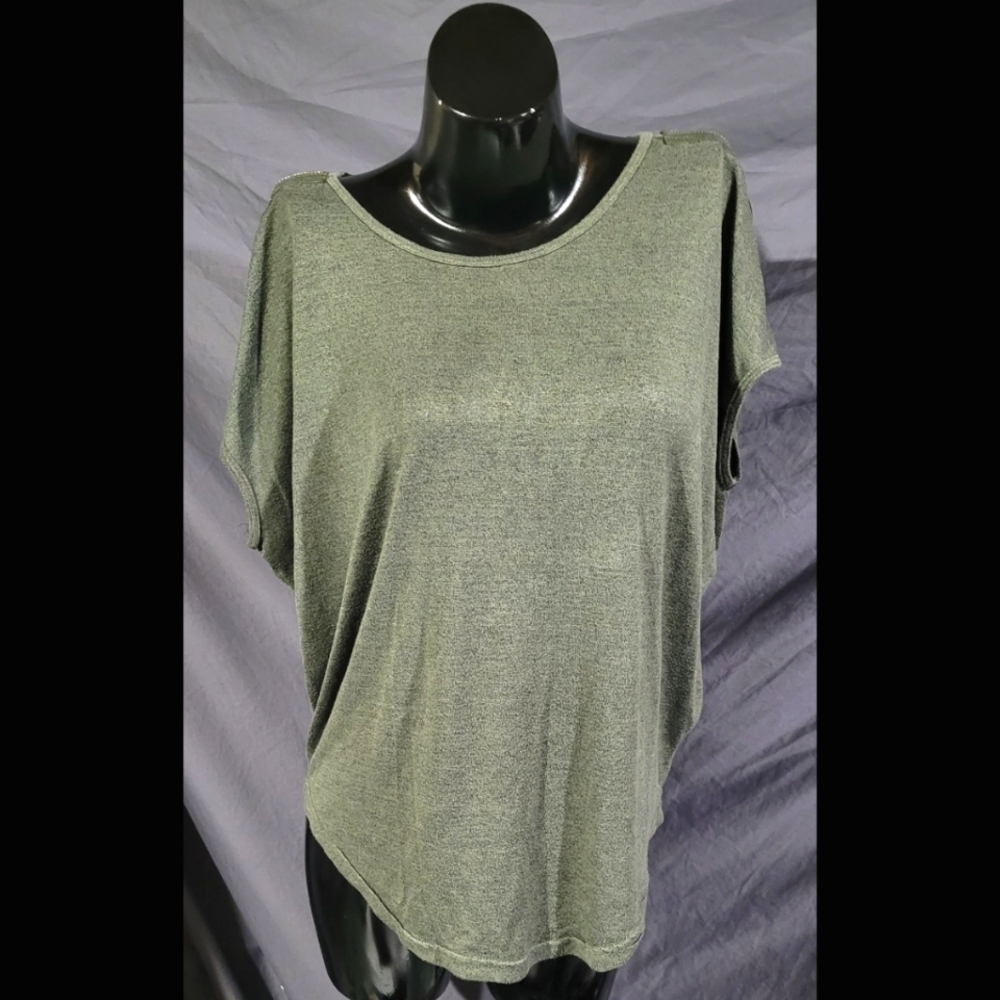 Army Green Top from APRICOT